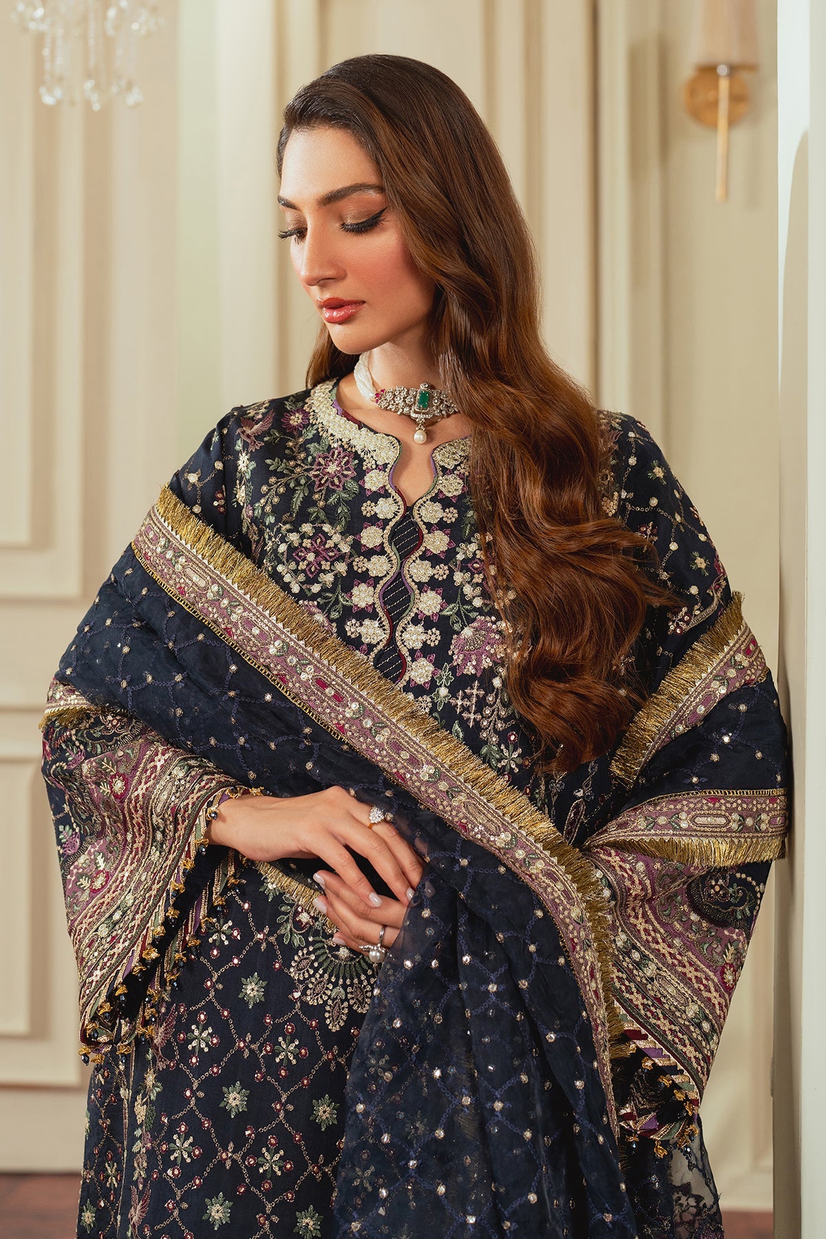 BAROQUE__EMBROIDERED SILK CH13-07 STITCHED