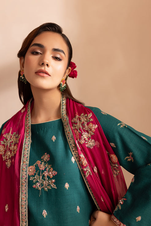 Emaan Adeel | Rangrez Collection | NEELAM