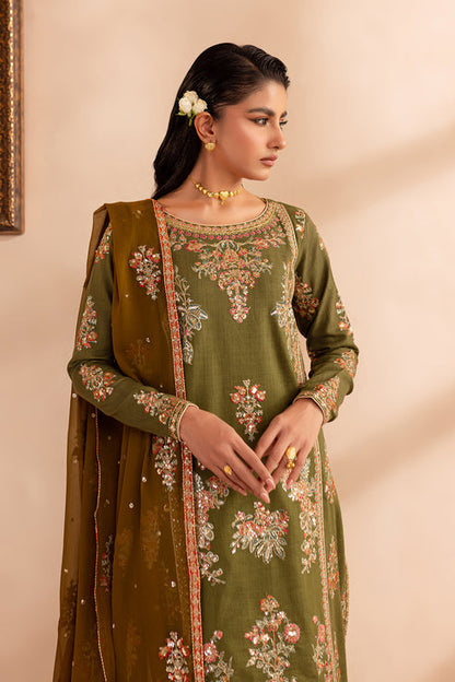 Emaan Adeel | Rangrez Collection | RIWAAZ