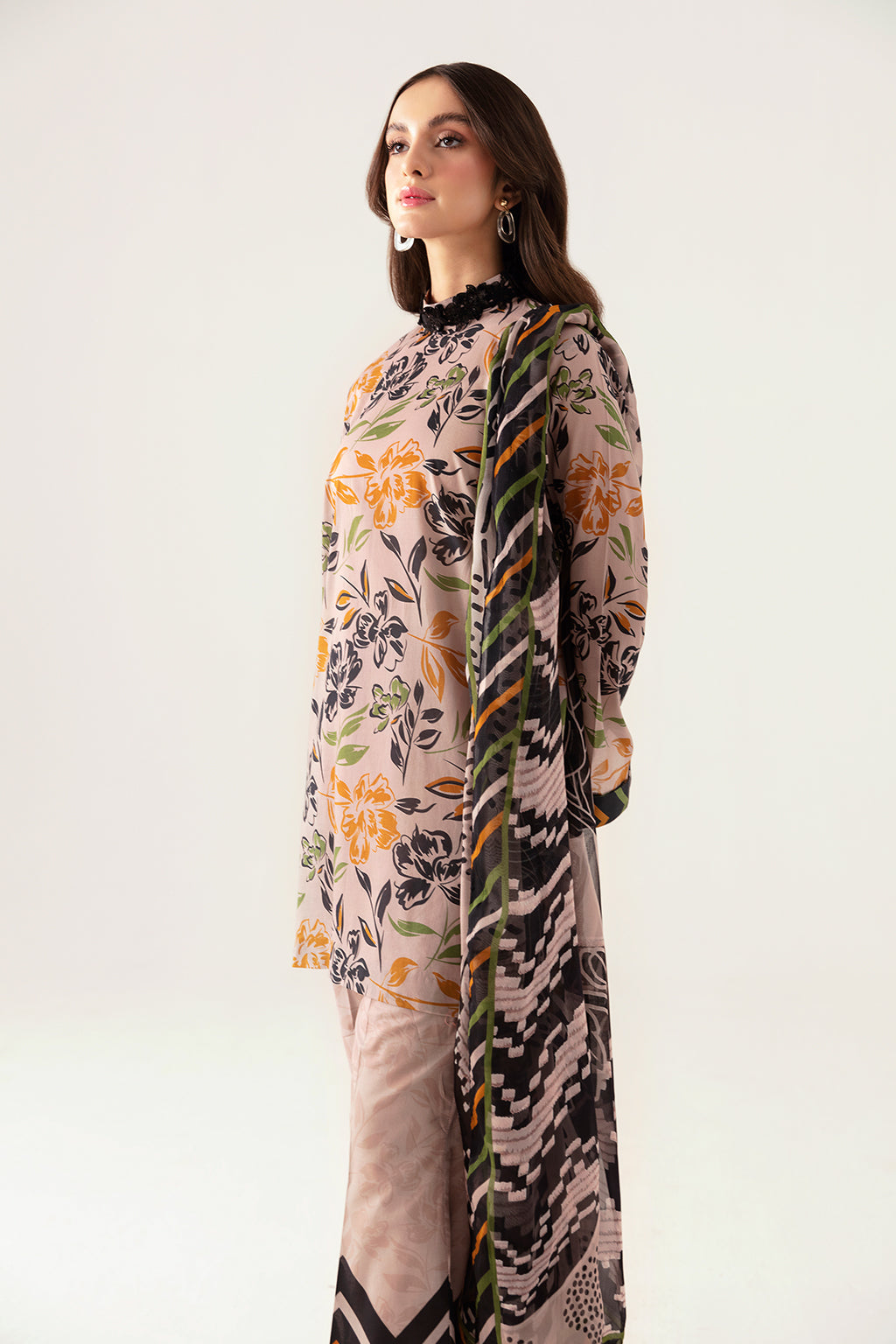 Ramsha | Pinted Lawn | RP-106