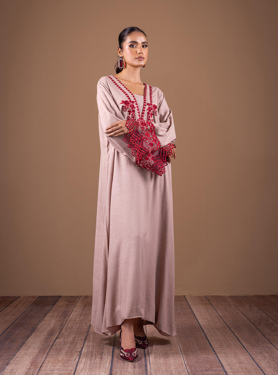 Zainab Chottani | Semi Formals | FIERY CARAMEL