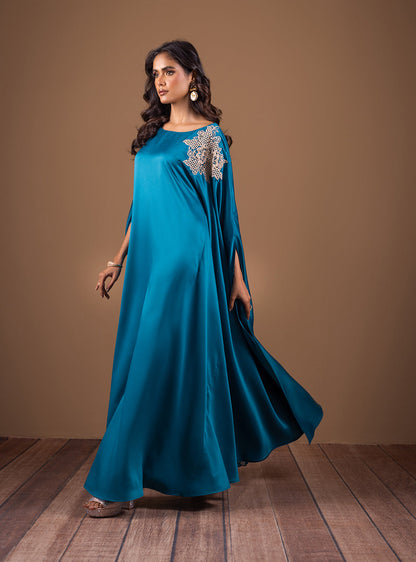 Zainab Chottani | Semi Formals | TEAL WAVES