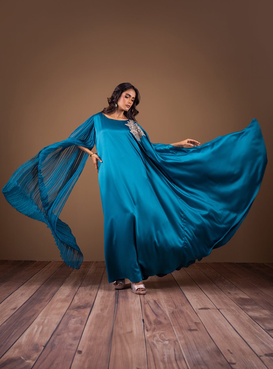 Zainab Chottani | Semi Formals | TEAL WAVES