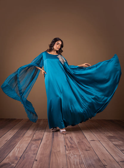 Zainab Chottani | Semi Formals | TEAL WAVES