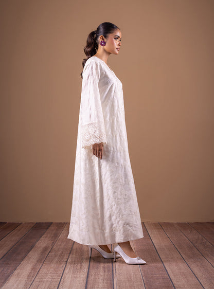 Zainab Chottani | Semi Formals | WHITE SAND