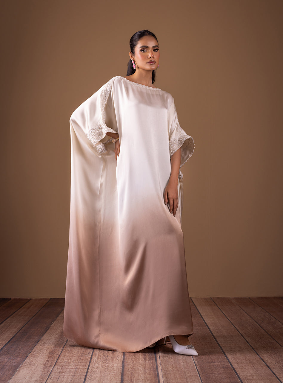 Zainab Chottani | Semi Formals | CHAMPAGNE FLAME