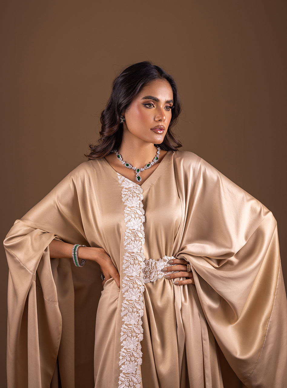 Zainab Chottani | Semi Formals | BUTTER VANILA FLAIR