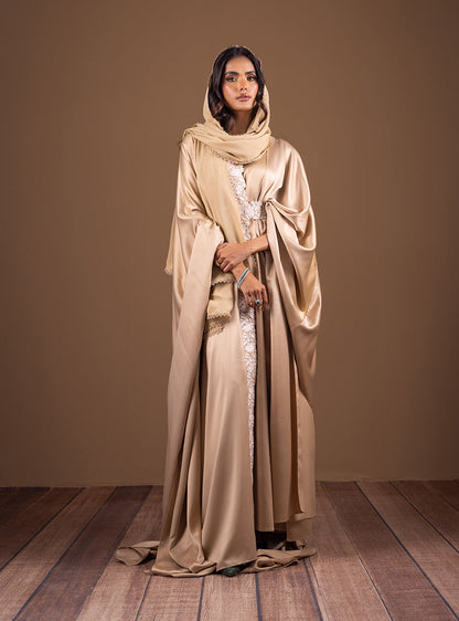 Zainab Chottani | Semi Formals | BUTTER VANILA FLAIR