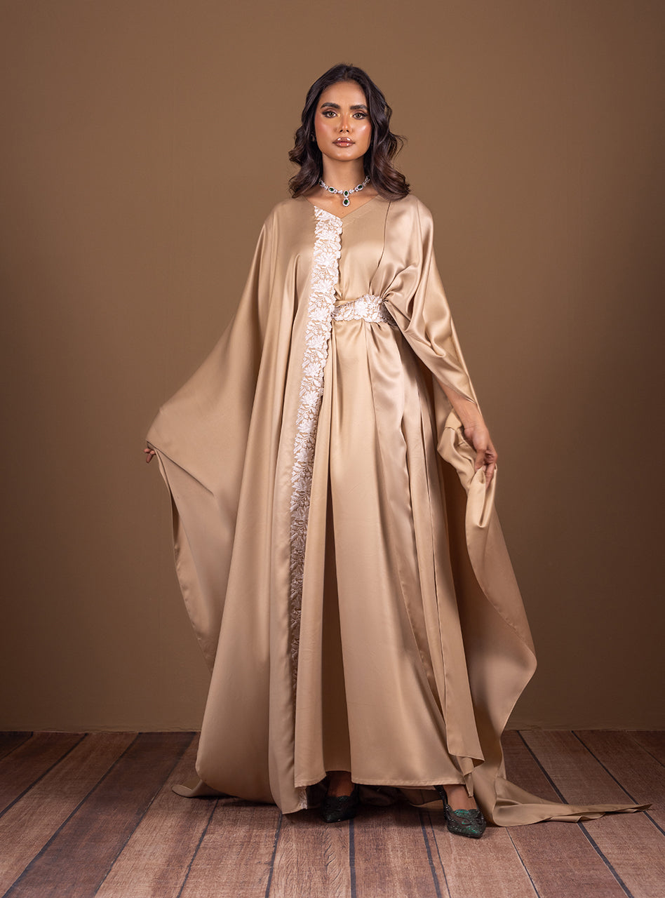 Zainab Chottani | Semi Formals | BUTTER VANILA FLAIR