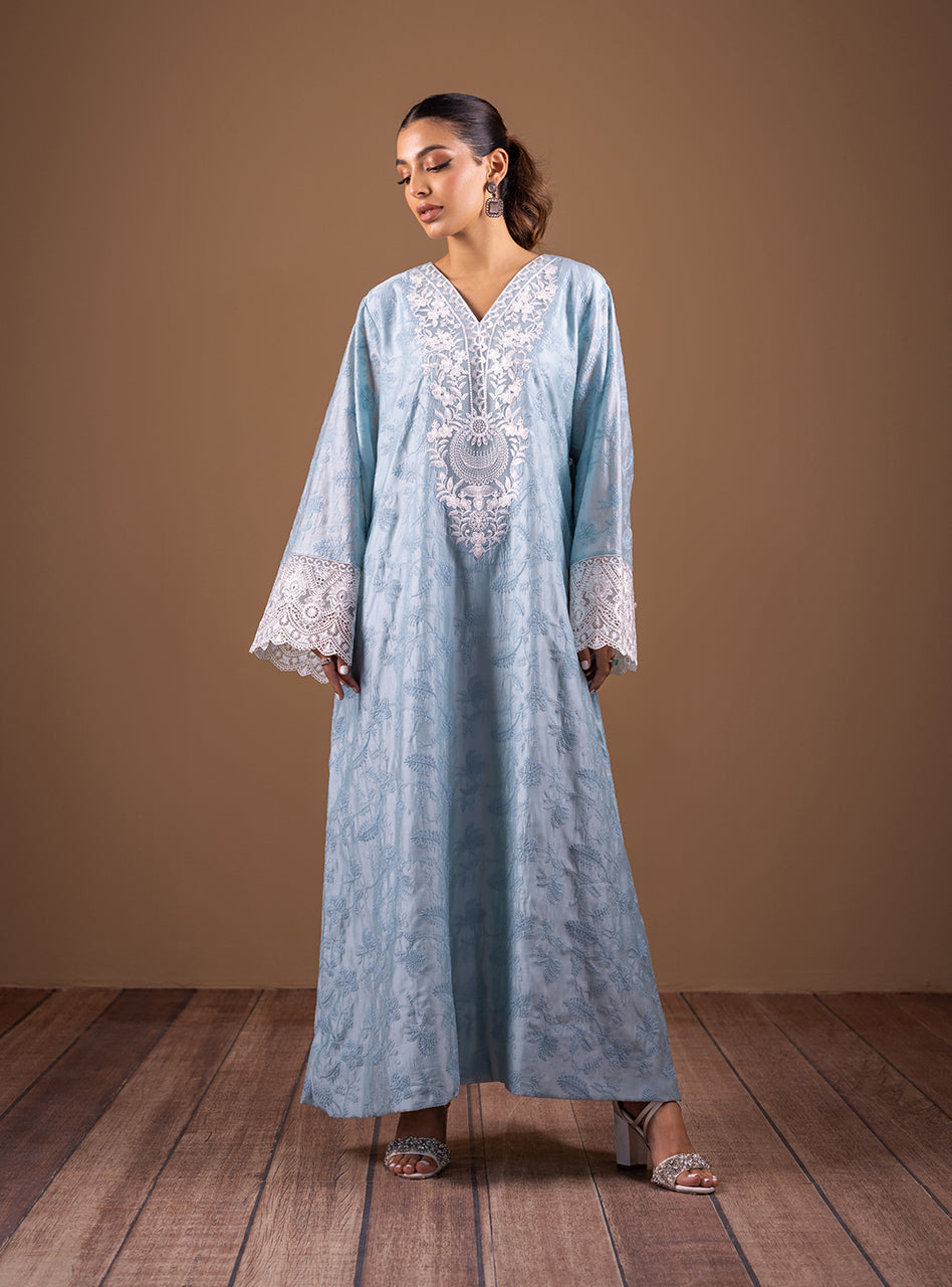 Zainab Chottani | Semi Formals | AQUA SOPHISTICATION