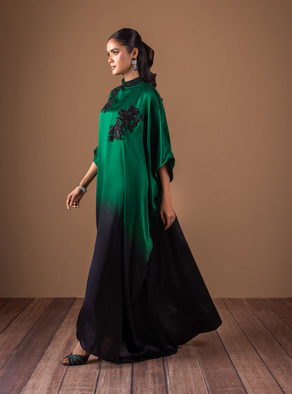 Zainab Chottani | Semi Formals | EMERALD FLAME