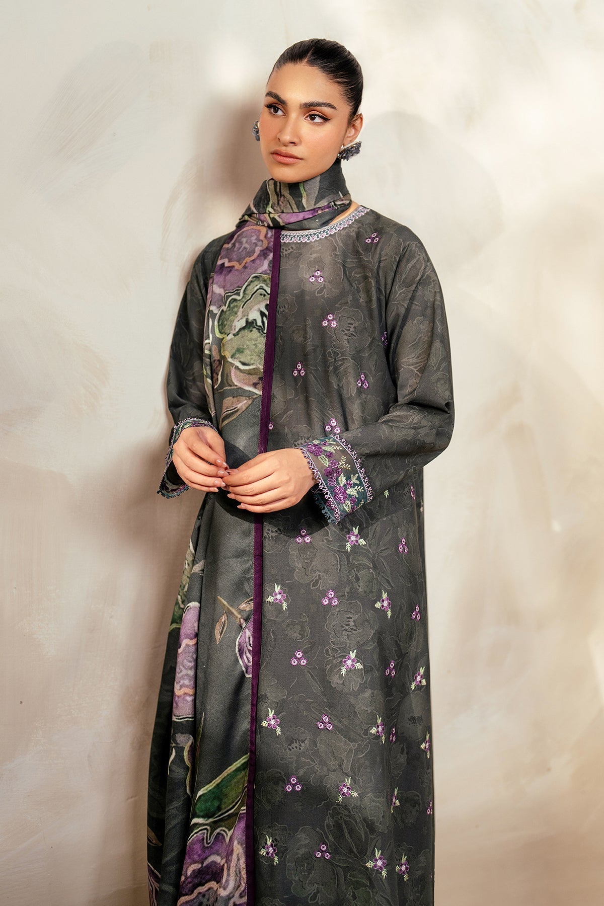 Baroque | Luxury Pret 24 | UF-4033