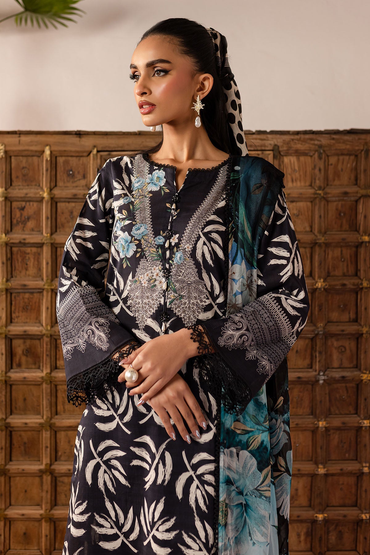 Nureh | Printed Lawn 25 | SP-142