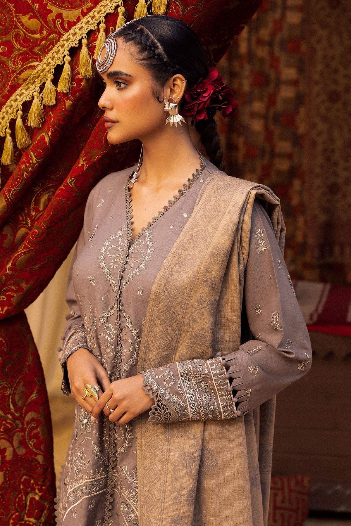 Nureh | Exclusive Shawls | NE-63 E