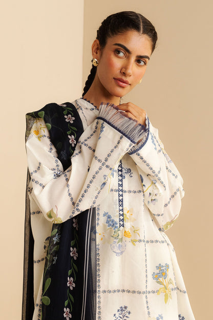Zara Shahjahan | Coco Prints | Luna-10A