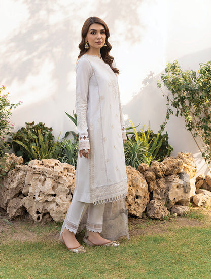 Iznik | Lawnkari 24 | UE-150 SERENE TURF