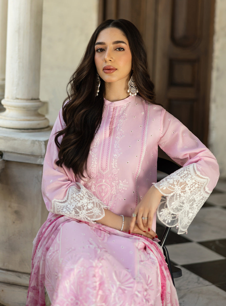 Zainab Chottani | Chikankari 25 | Liyah - 7A