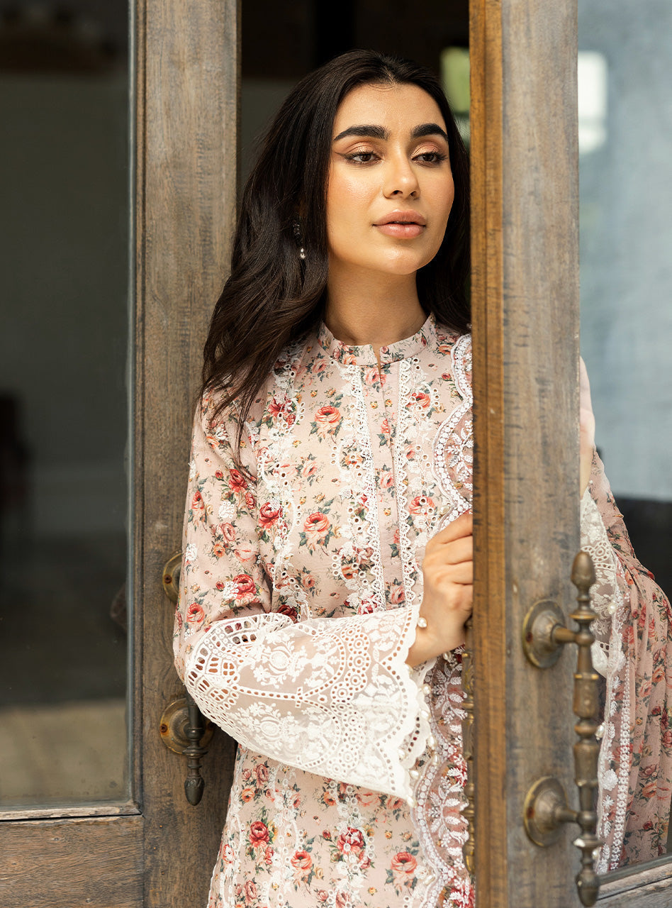 Zainab Chottani | Chikankari 25 | Lamia - 9A