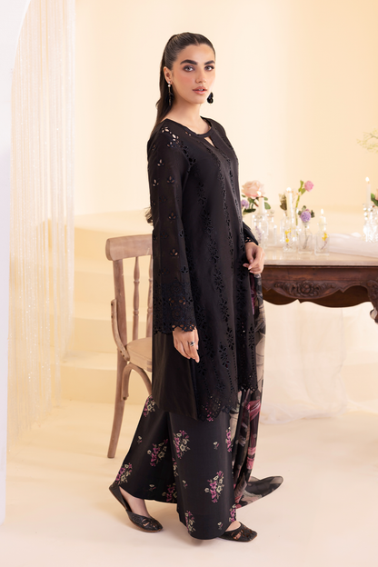 Iznik | Exclusive Lawn | UE-253 EMBROIDERED LAWN