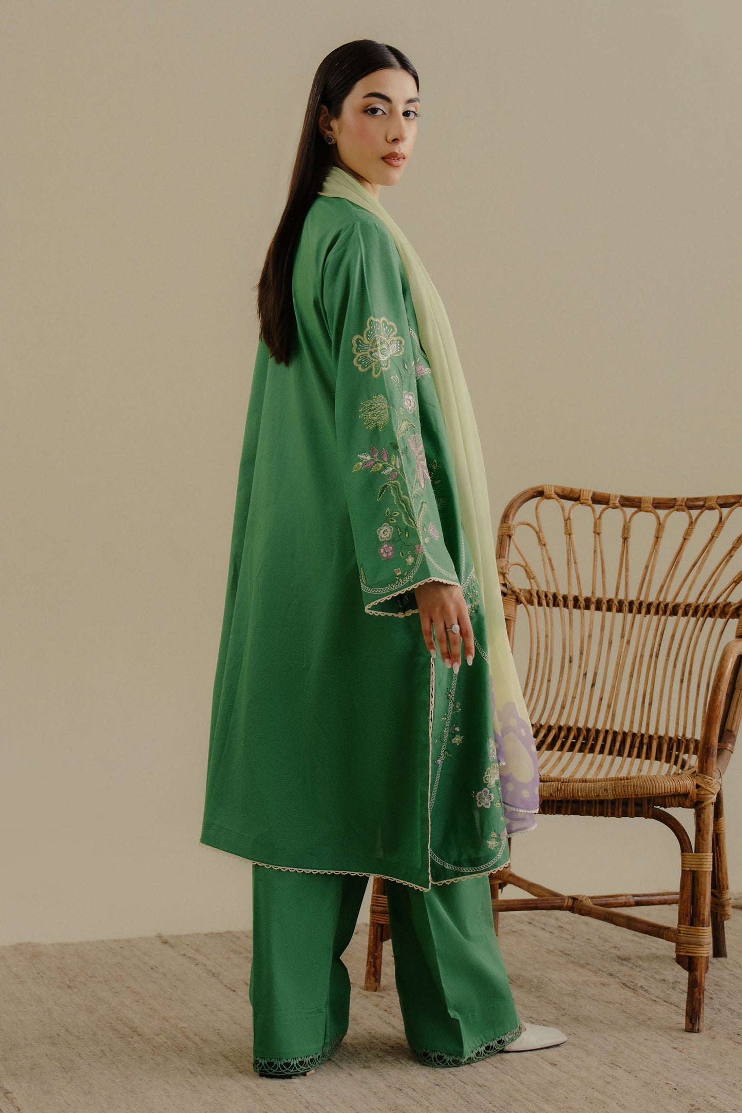 Zara Shahjahan | Coco Lawn 25 | Tara-8B
