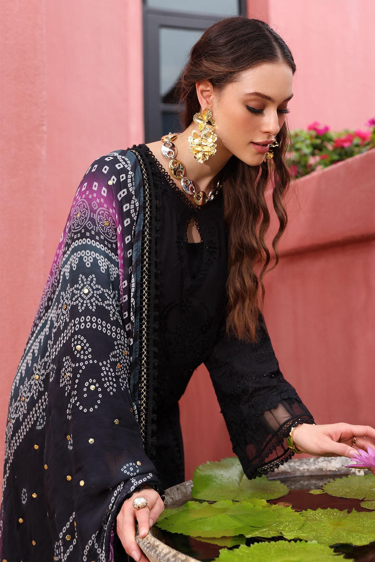 Nureh | Bazaar Lawn 25 | NE-110