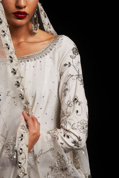 Zara Shahjahan | Chandni Raat Formals 2024 | FIZA