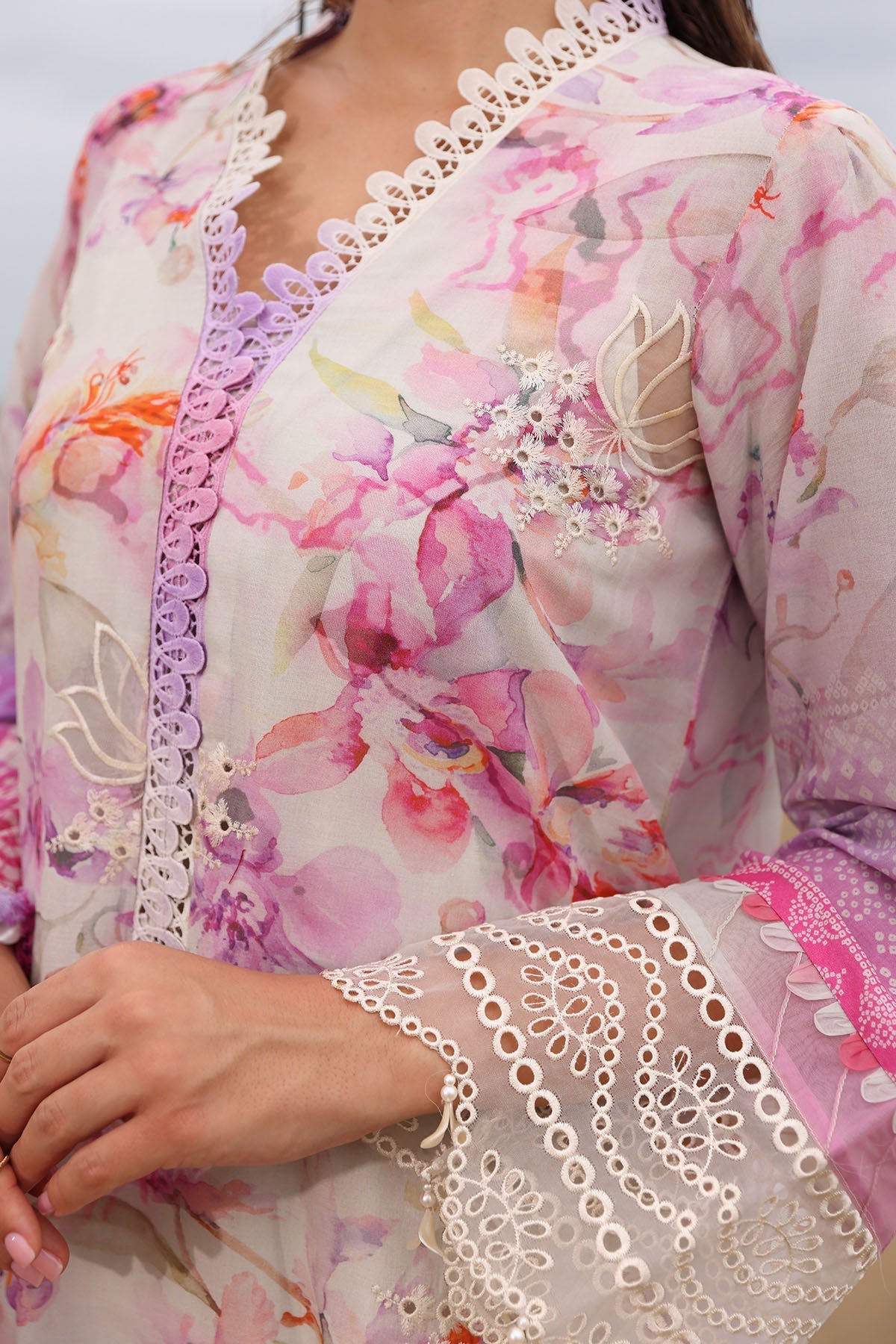 Nureh | Gardenia Embroidered Lawn 25 | NSG-172