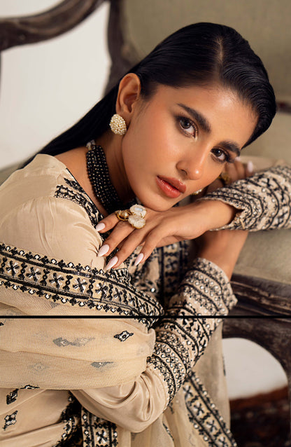 Maryum N Maria | Dastan Formals | DEYA - MS40022