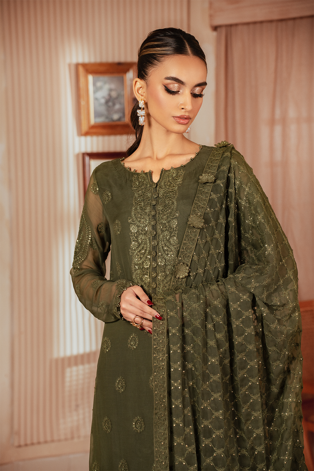 Iznik | Chiffonkari Formals | ICK-05 Embroidered Chiffon