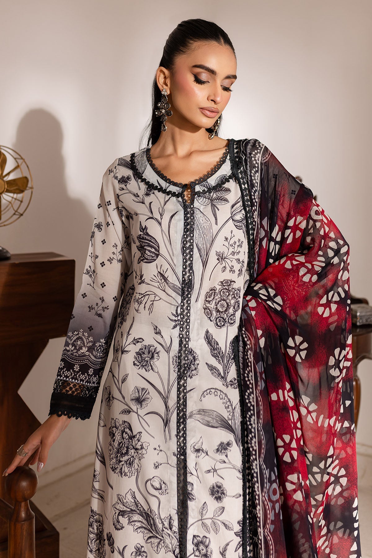 Nureh | Printed Lawn 25 | SP-144