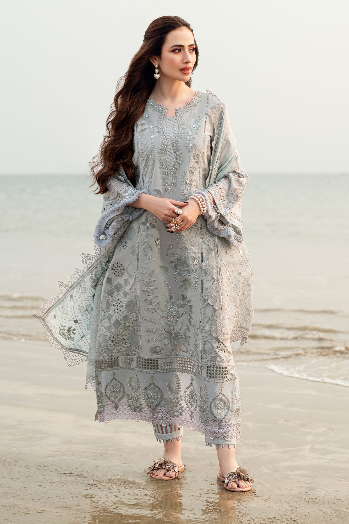 Nureh | Khuwab Luxury Lawn | NE-145
