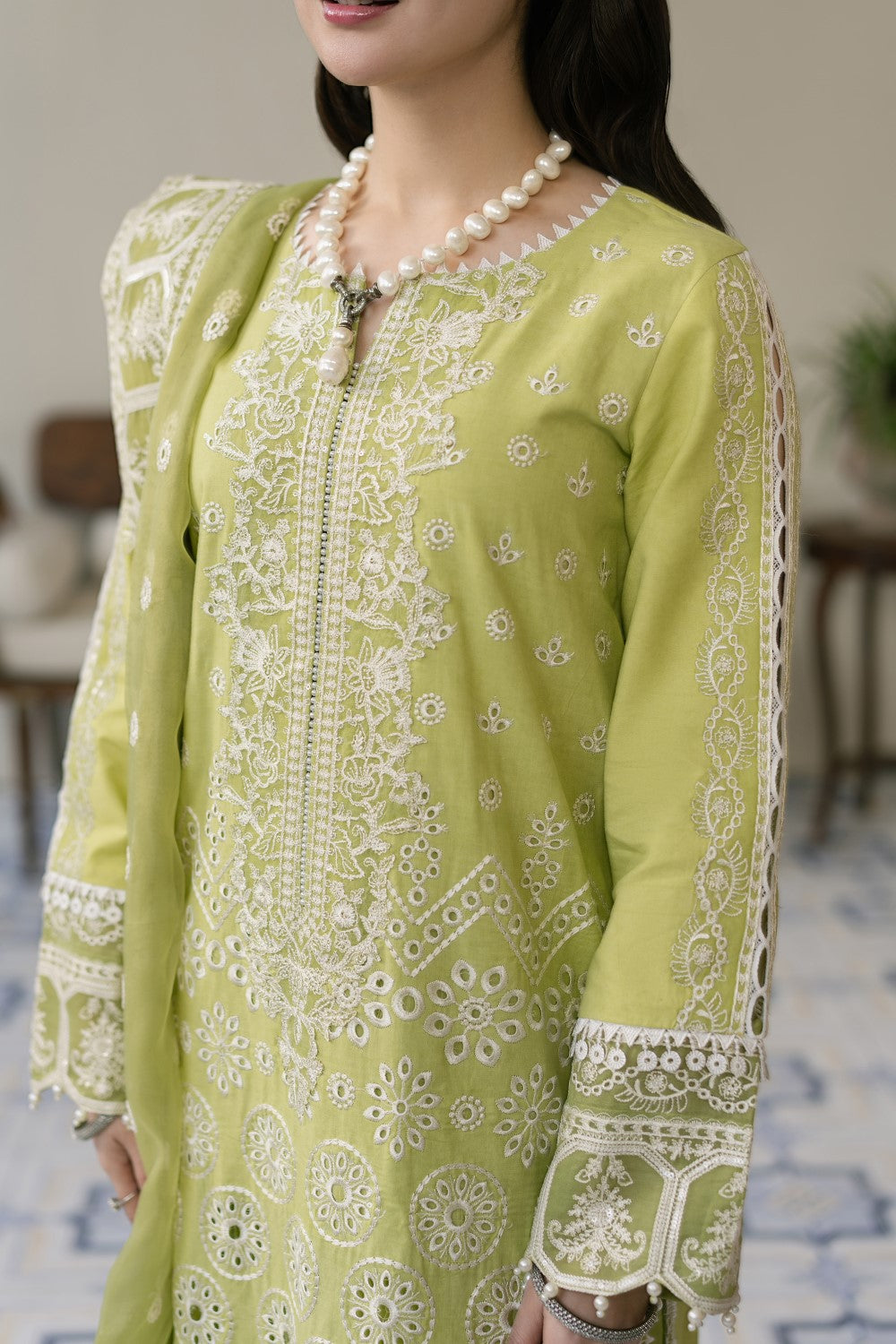 Maryum N Maria | Luxury Lawn 25 | ALIYA - MS50117