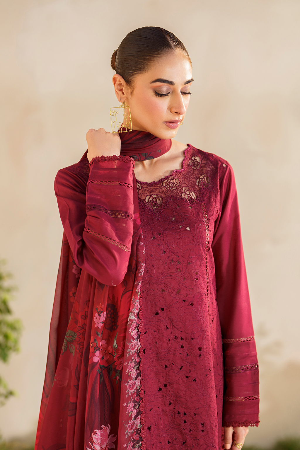 Iznik | Festive lawn 24 | SFL-02