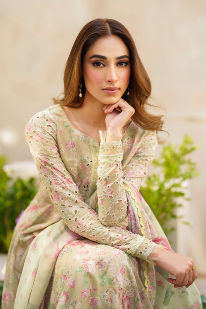 Iznik | Exclusive Lawn | SFL-05 EMBROIDERED LAWN