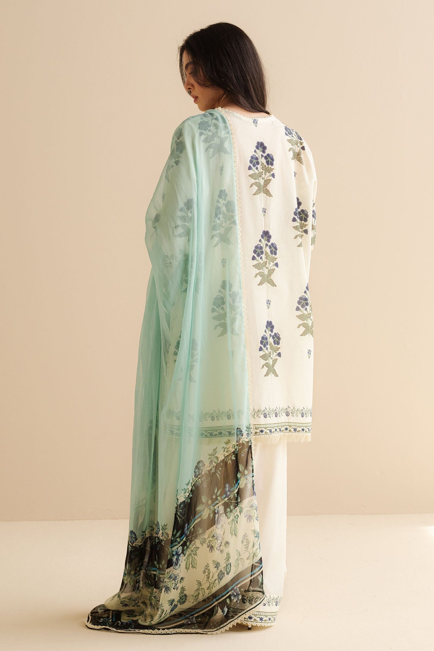 Zara Shahjahan | Coco Prints | Raya-2B