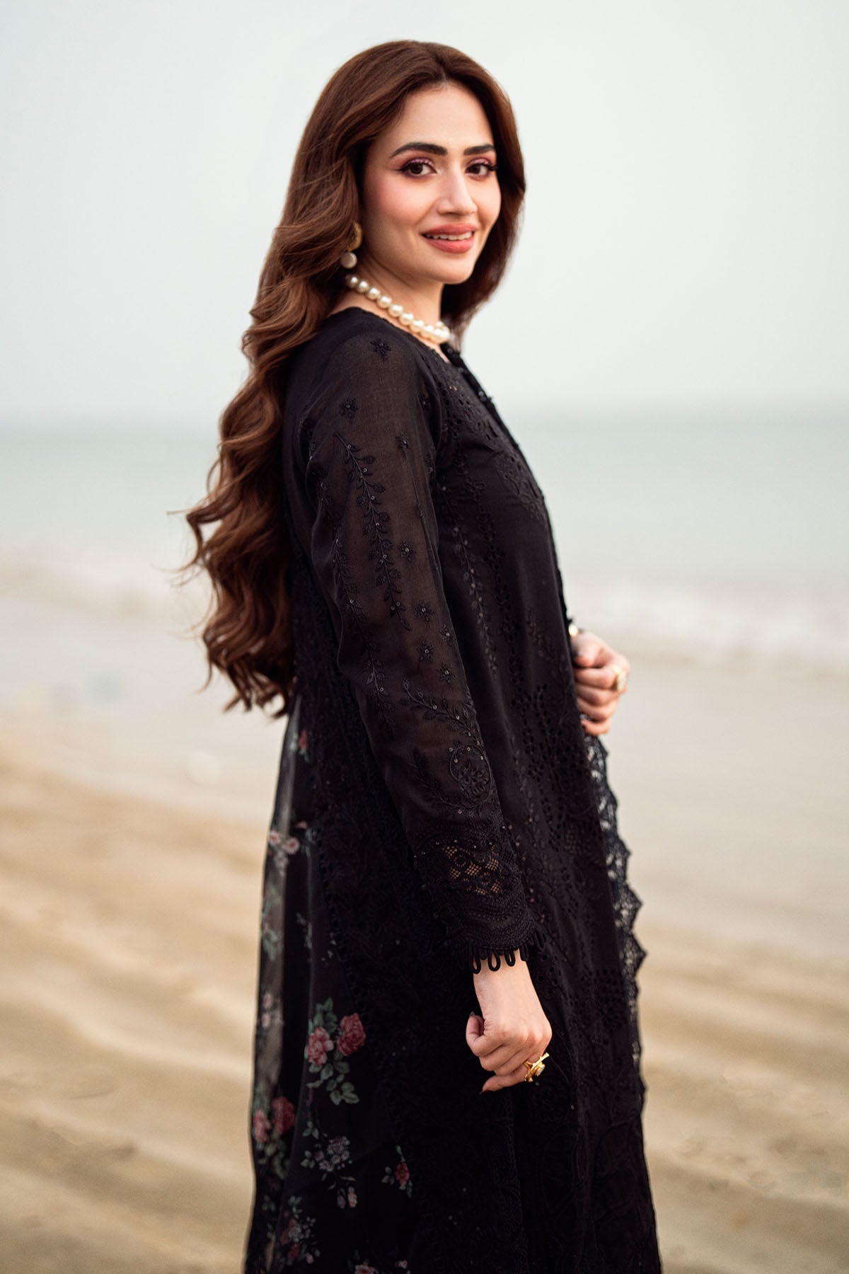 Nureh | Khuwab Luxury Lawn | NE-151