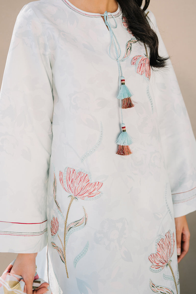 Jazmin | Summer Lawn 25 | USE-9143