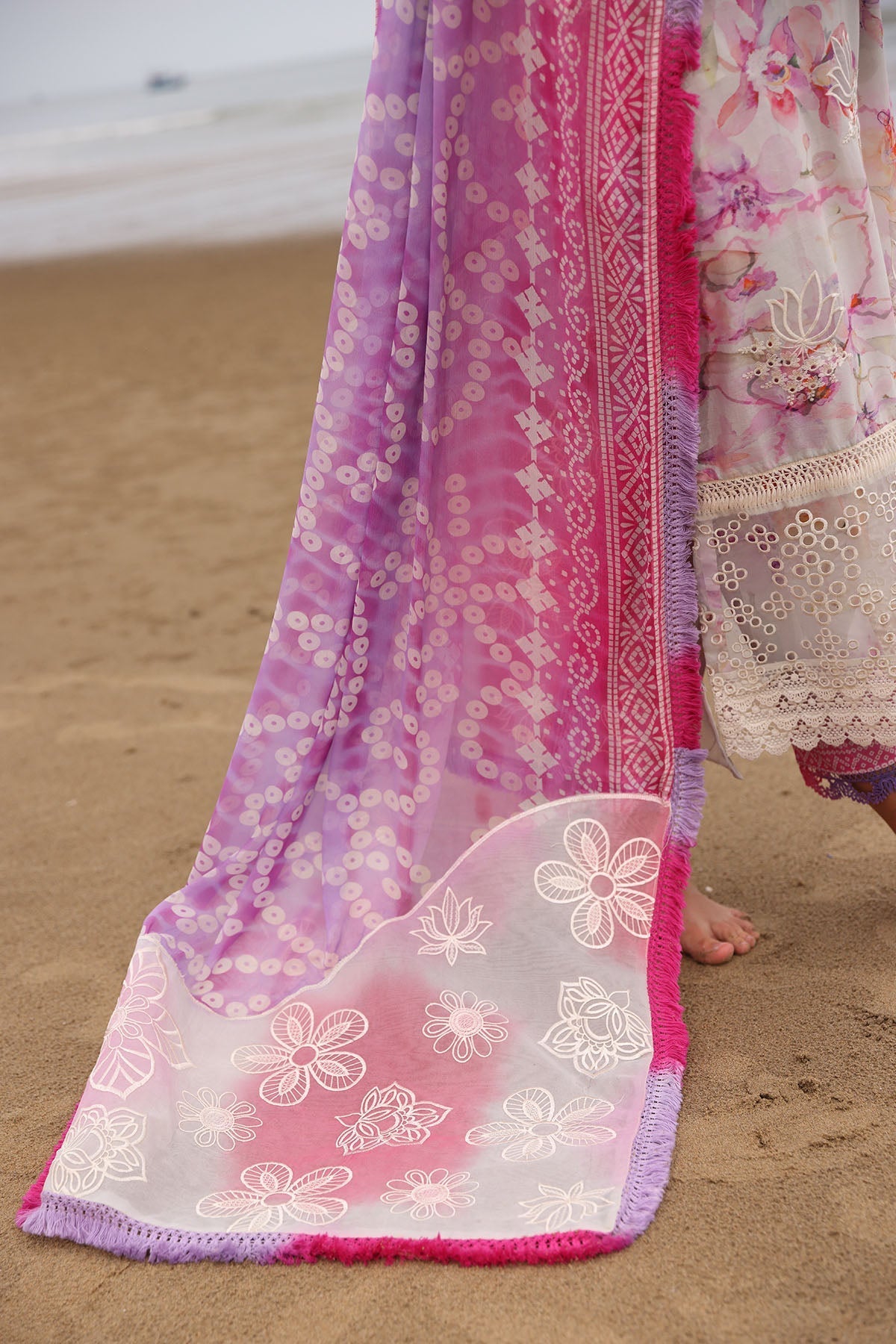 Nureh | Gardenia Embroidered Lawn 25 | NSG-172
