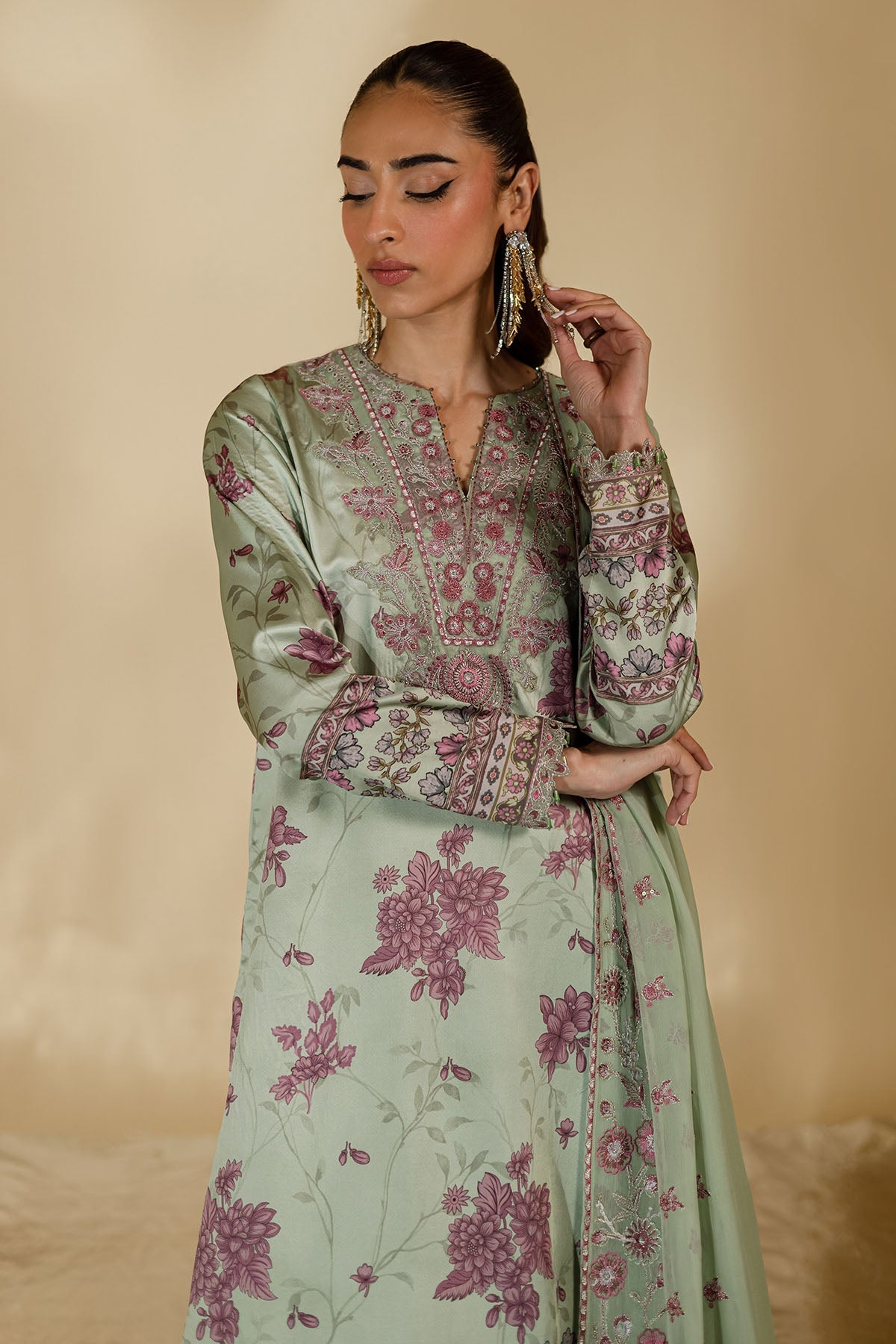 Nureh | The Silk | S - 25