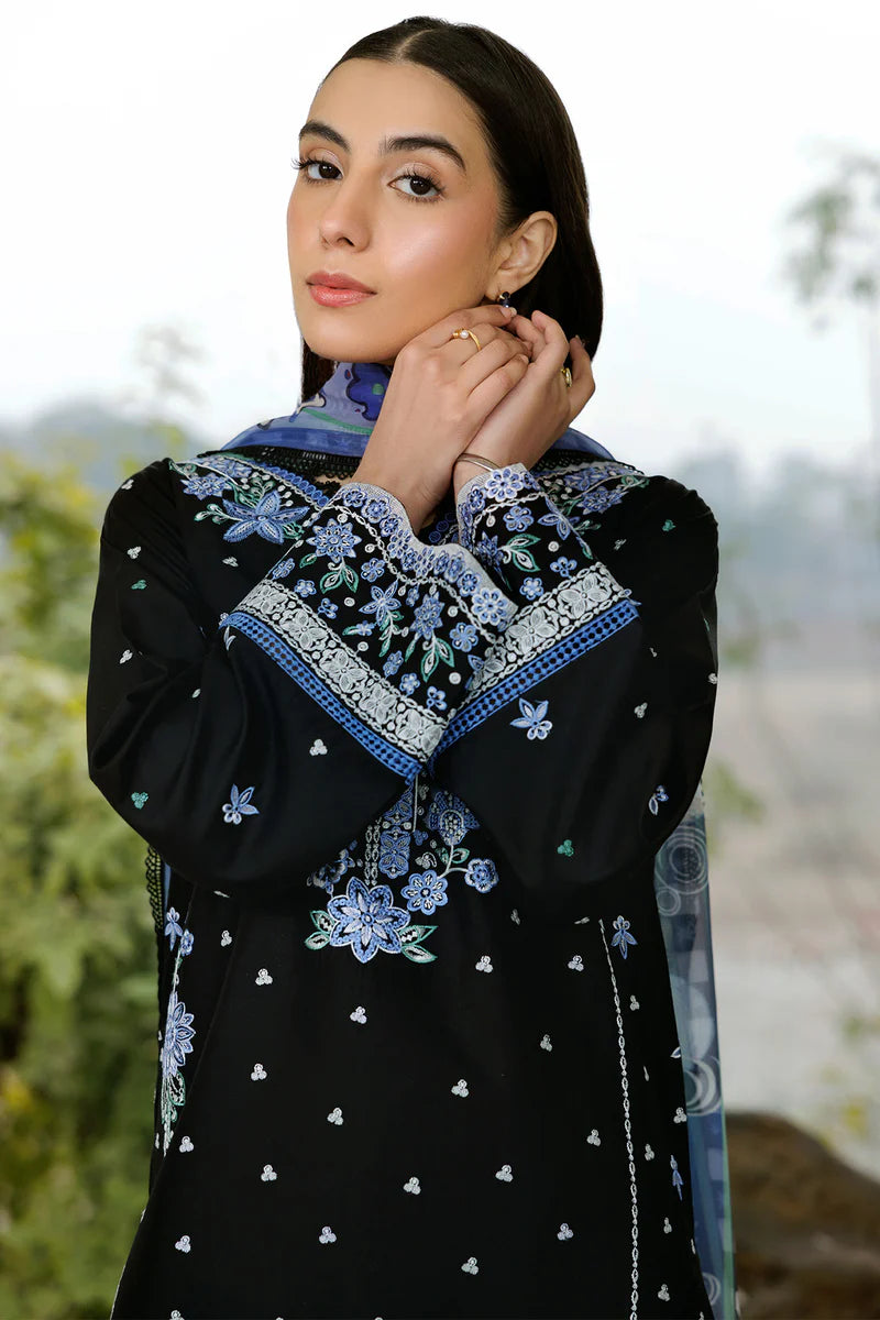 Farasha | Summer weaves | Ashen Light