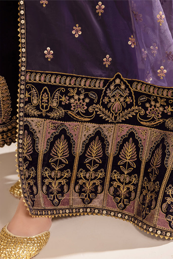 Baroque | Velvet Formals | VELVET UF-420
