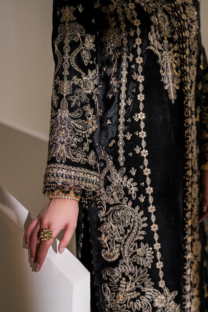 Baroque | Velvet Formals | VELVET UF-760