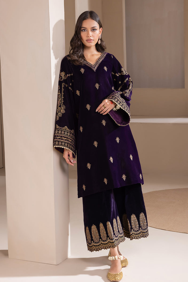 Baroque | Velvet Formals | VELVET UF-420