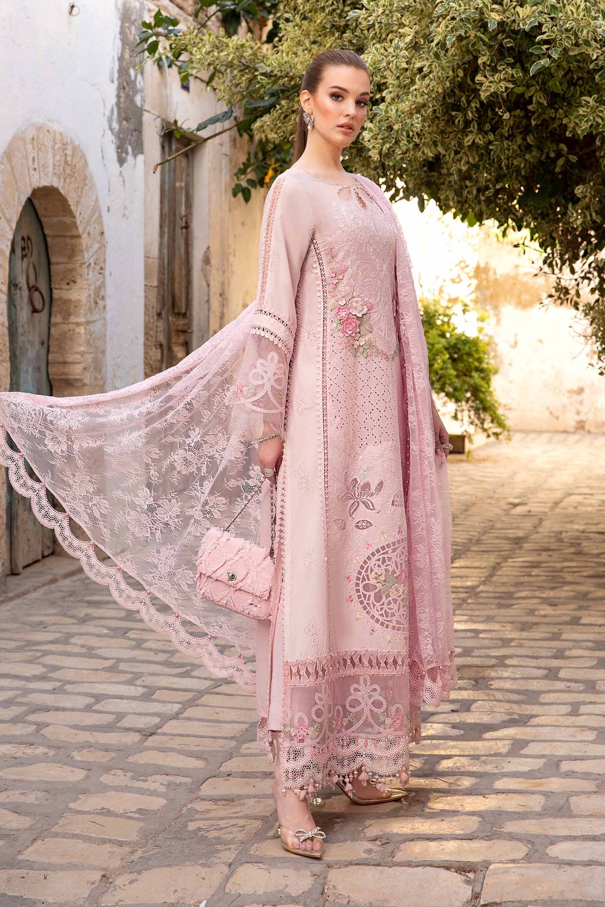 Maria B - D-2411-A - Lawn