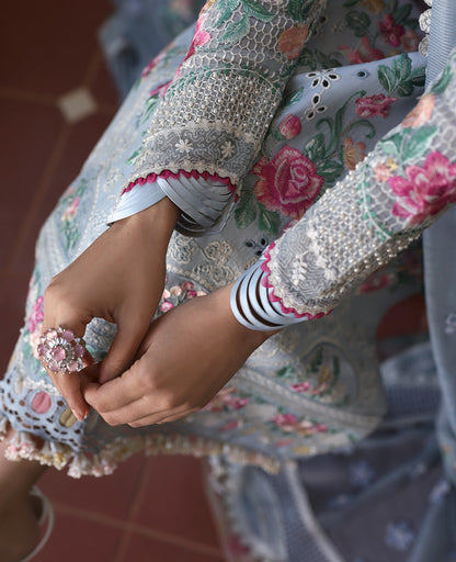 Republic Womenswear | Kalani Eid Luxury Lawn 25 | D7-B - Hoor