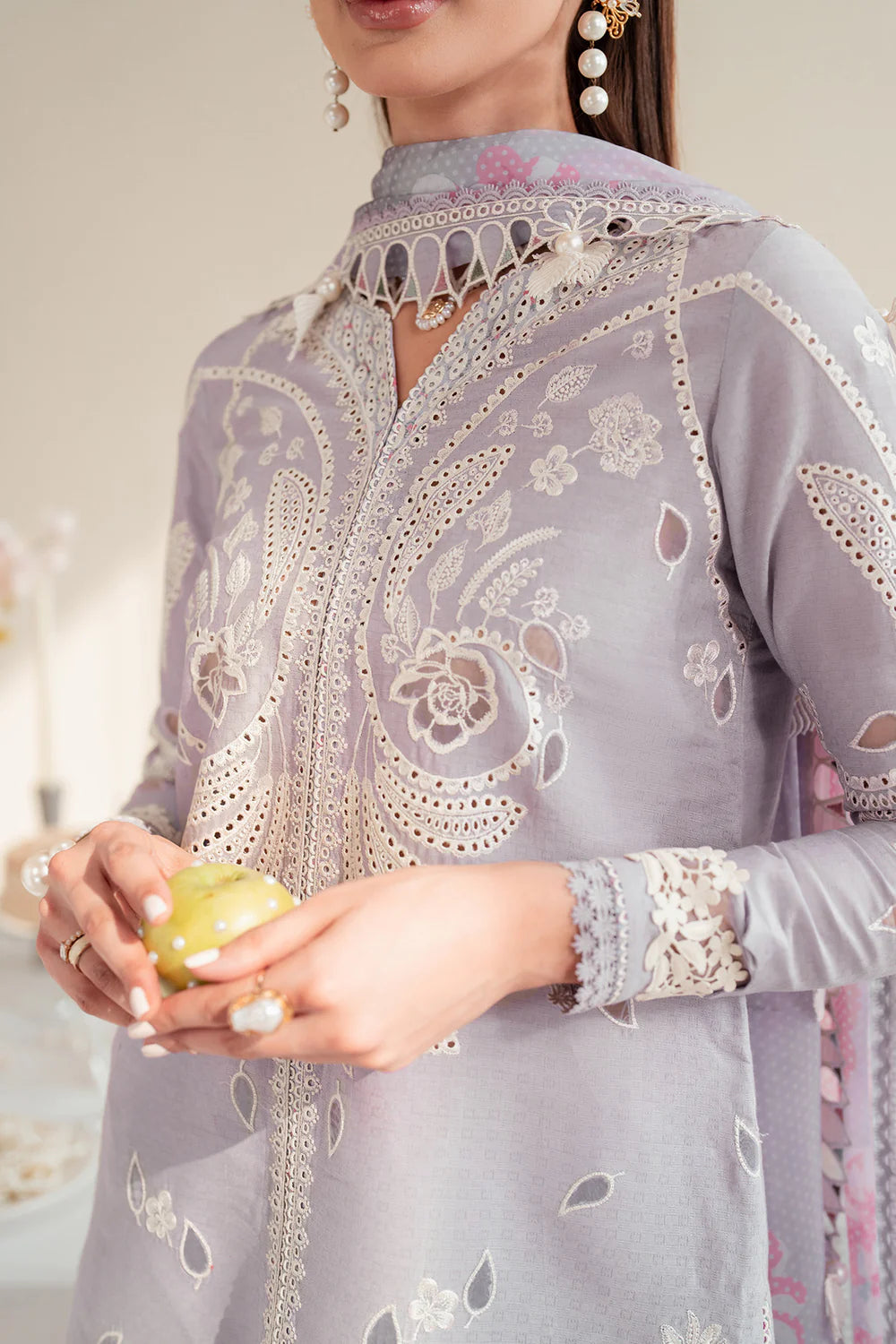 Jazmin | Iris EMBROIDERED DOBBY LAWN IL'25-D06