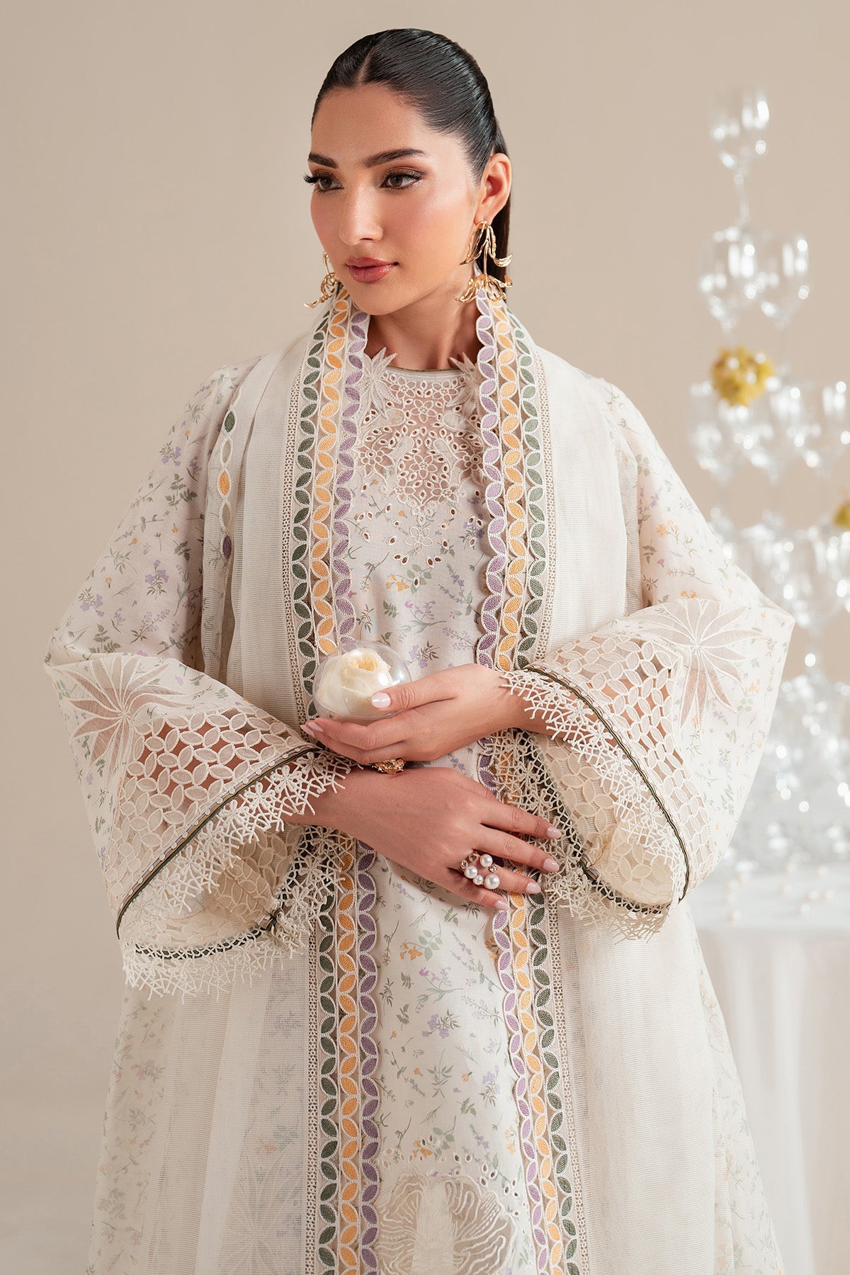 Jazmin | Iris Luxury Lawn 25 | IL'25-D09