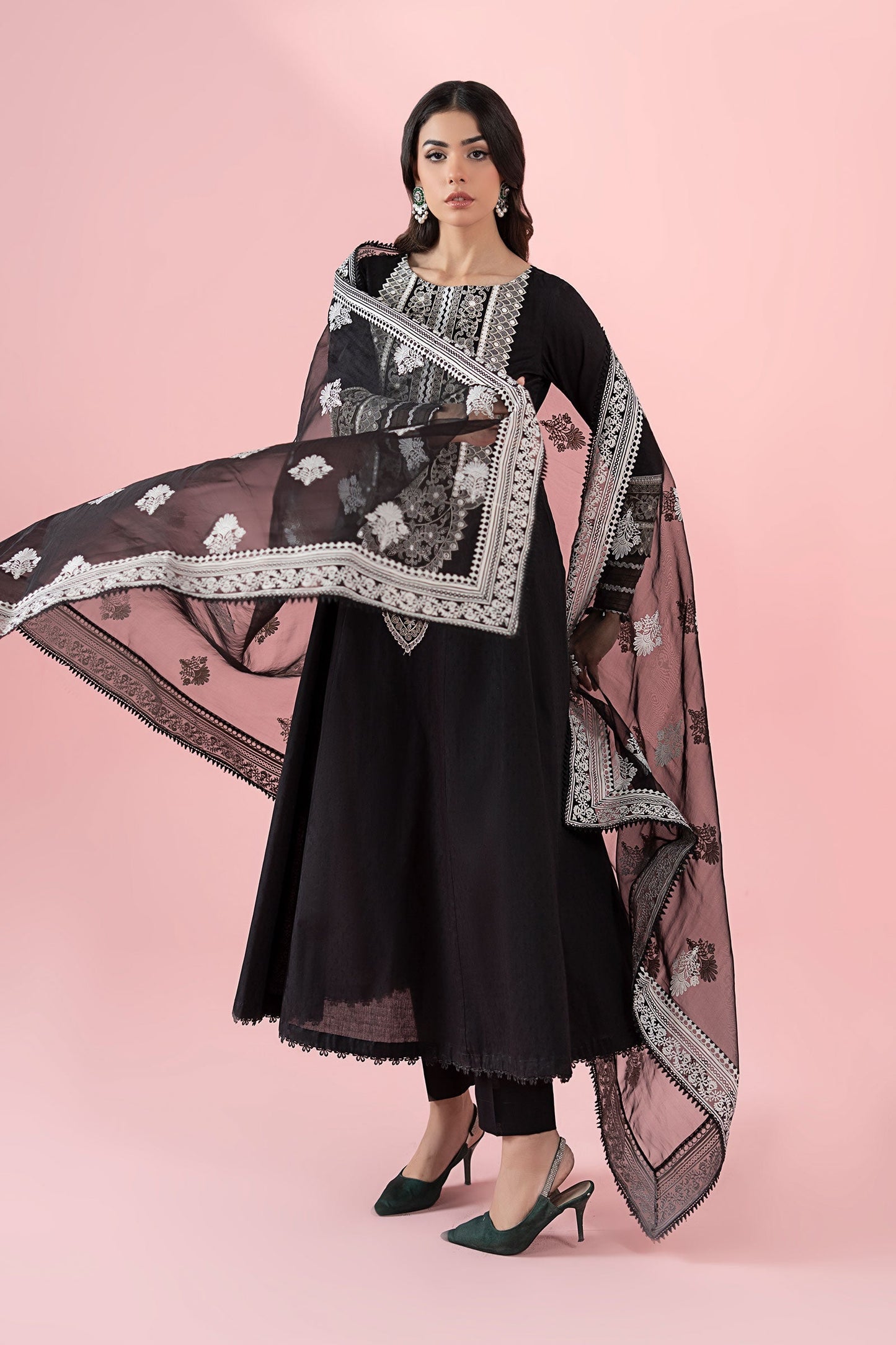 Maria B | Luxury Pret 25 | DW-EA25-37