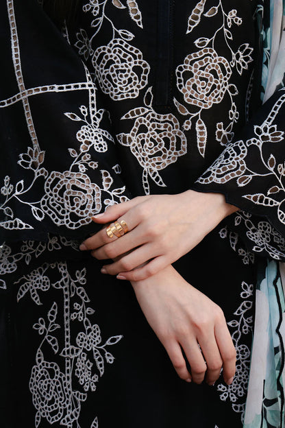 Zara Shahjahan | Coco Lawn 25 | ECLAT-7B