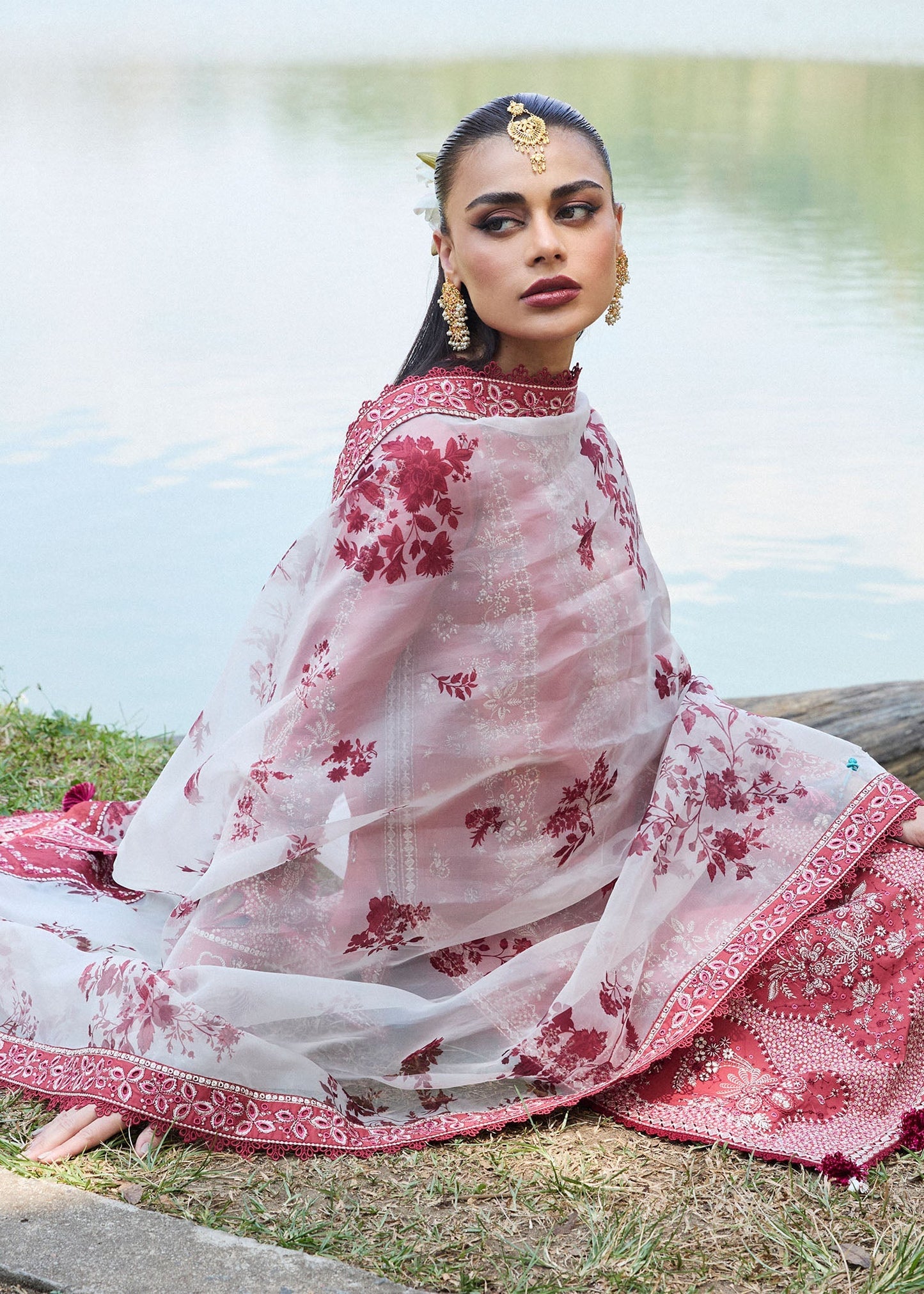 Hussain Rehar | Luxury Lawn 25 | Flare